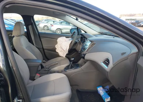 2018 Chevrolet Cruze Lt Manual from USA, damaged, VIN 3G1BD6SM7JS596064